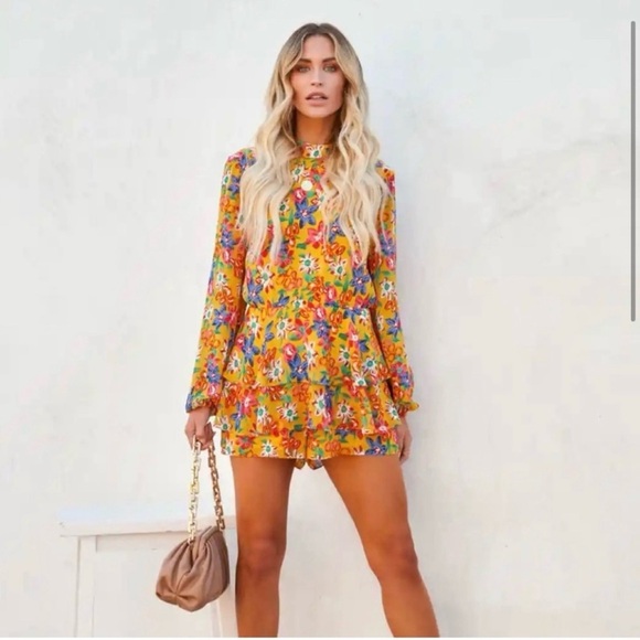Endless Rose Vivi Yellow  Floral Print Long Sleeve Open Back Romper Size XS - Picture 2 of 12